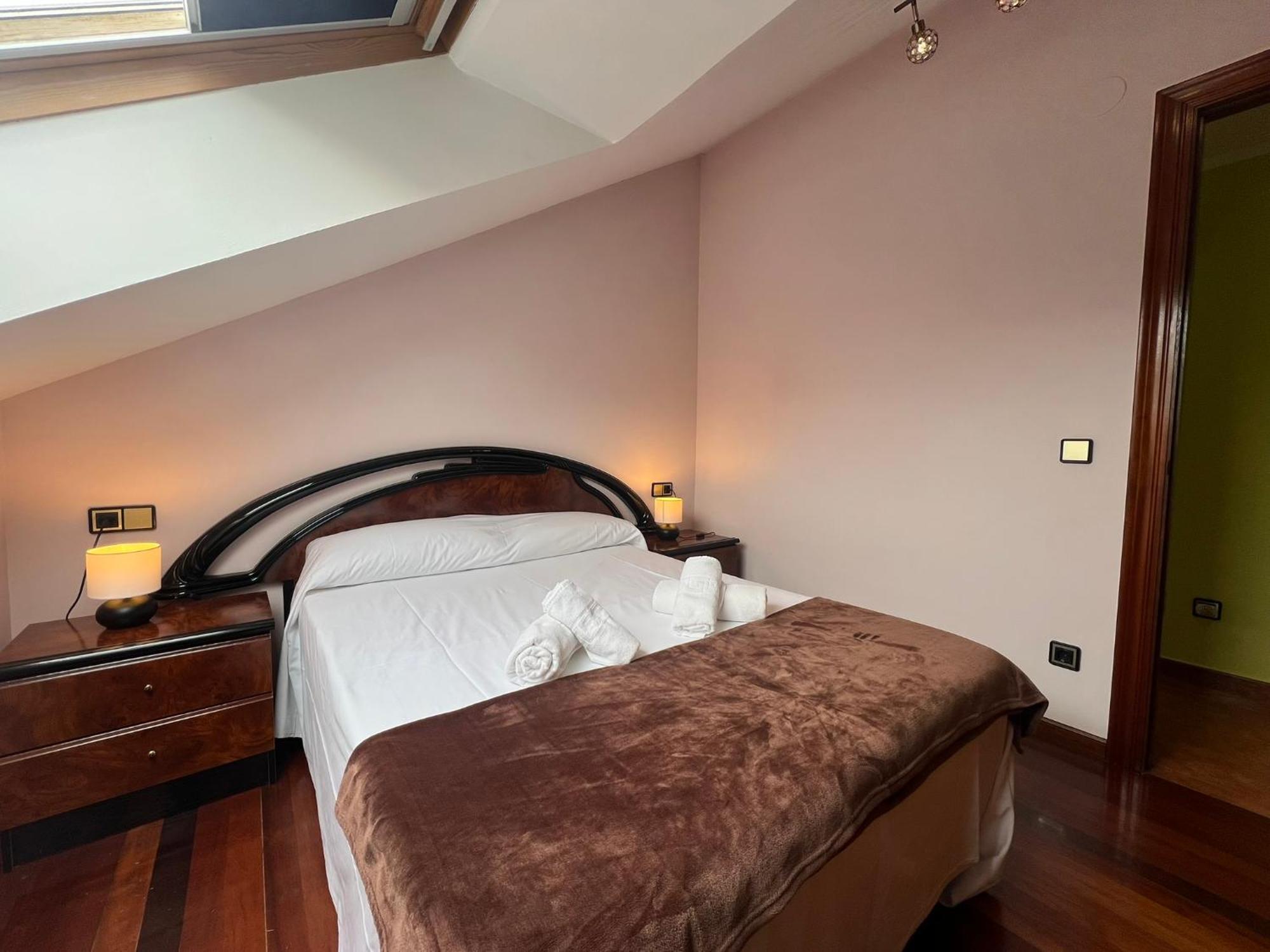 Gestiona2R- Casa Grande En El Centro De Llanes Villa ภายนอก รูปภาพ